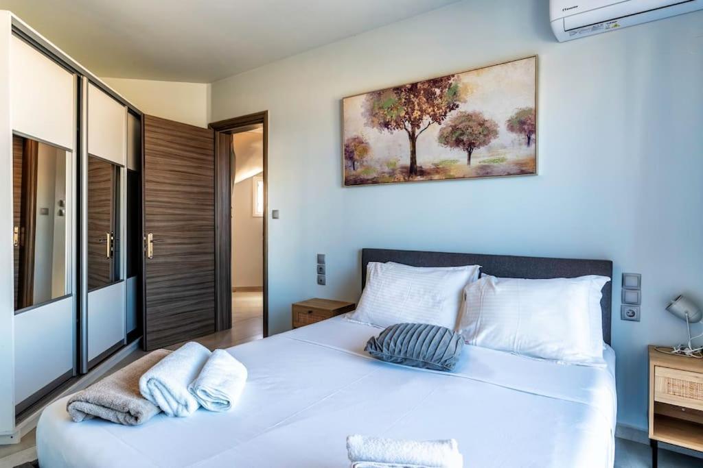 Zefyros Suite , Seafront Retreat ! Pánormosz Kültér fotó