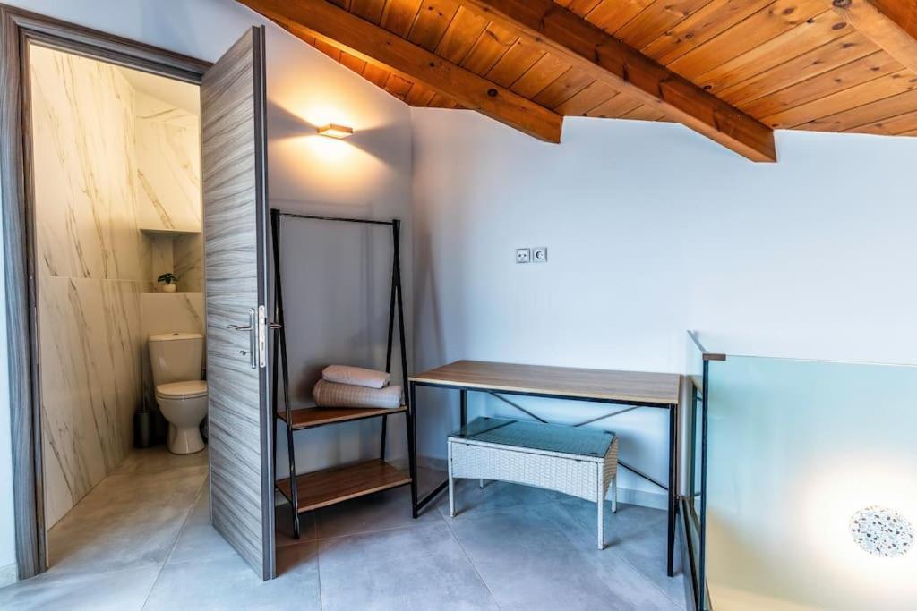 Zefyros Suite , Seafront Retreat ! Pánormosz Kültér fotó