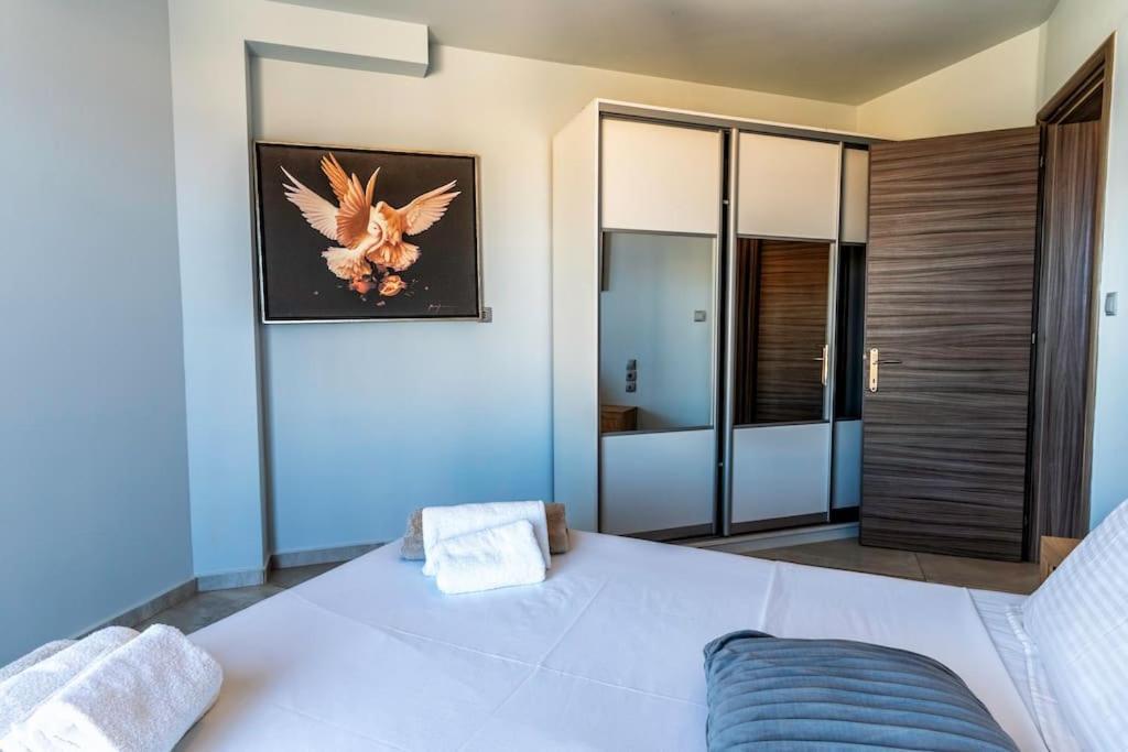 Zefyros Suite , Seafront Retreat ! Pánormosz Kültér fotó